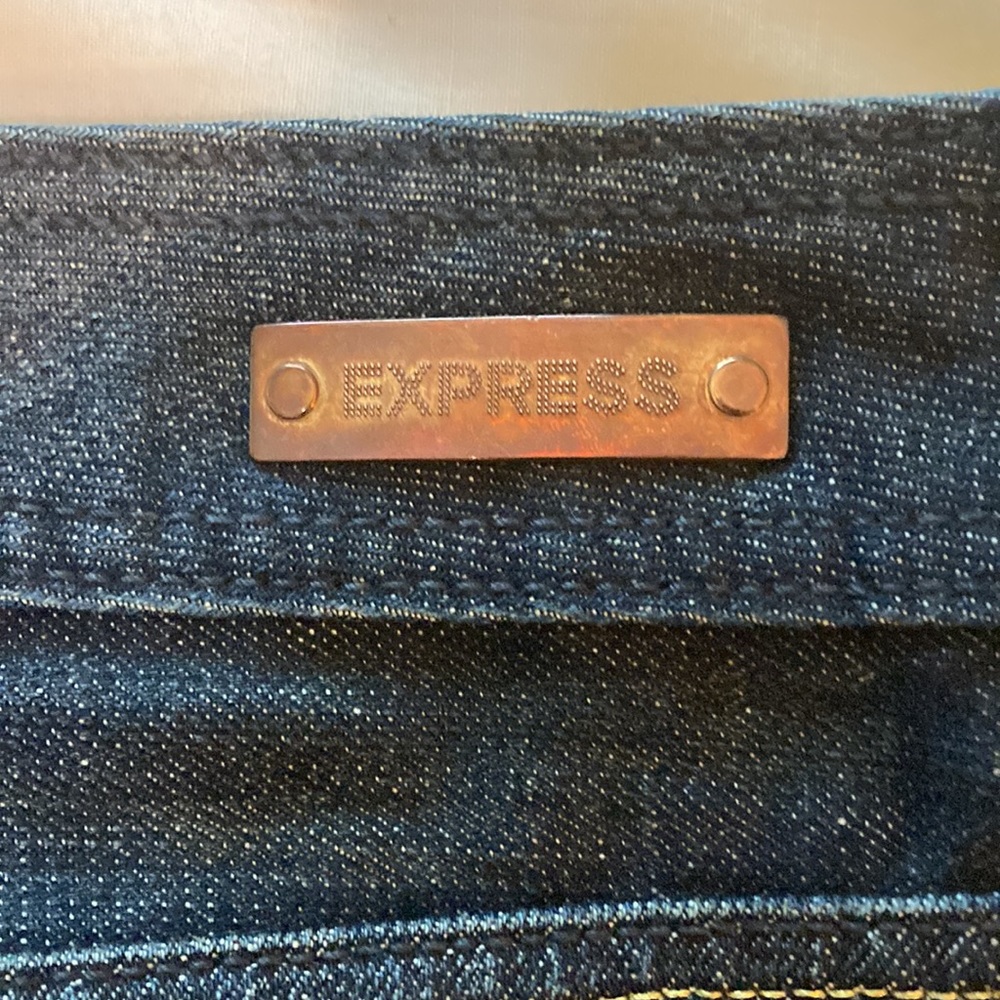 Express Skirt - Picture 14 of 16